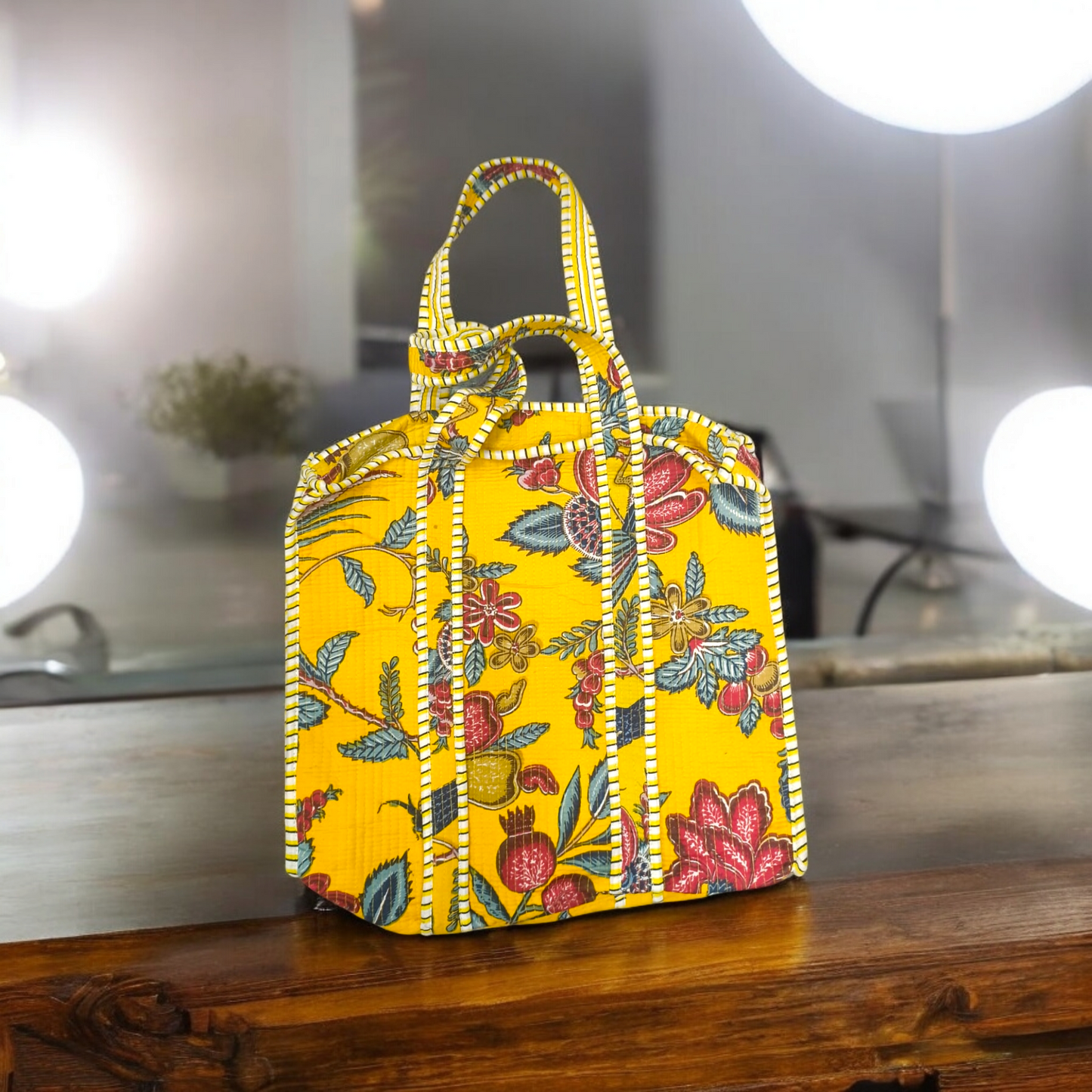 Quilted Tote Bag with zip - yellow floral